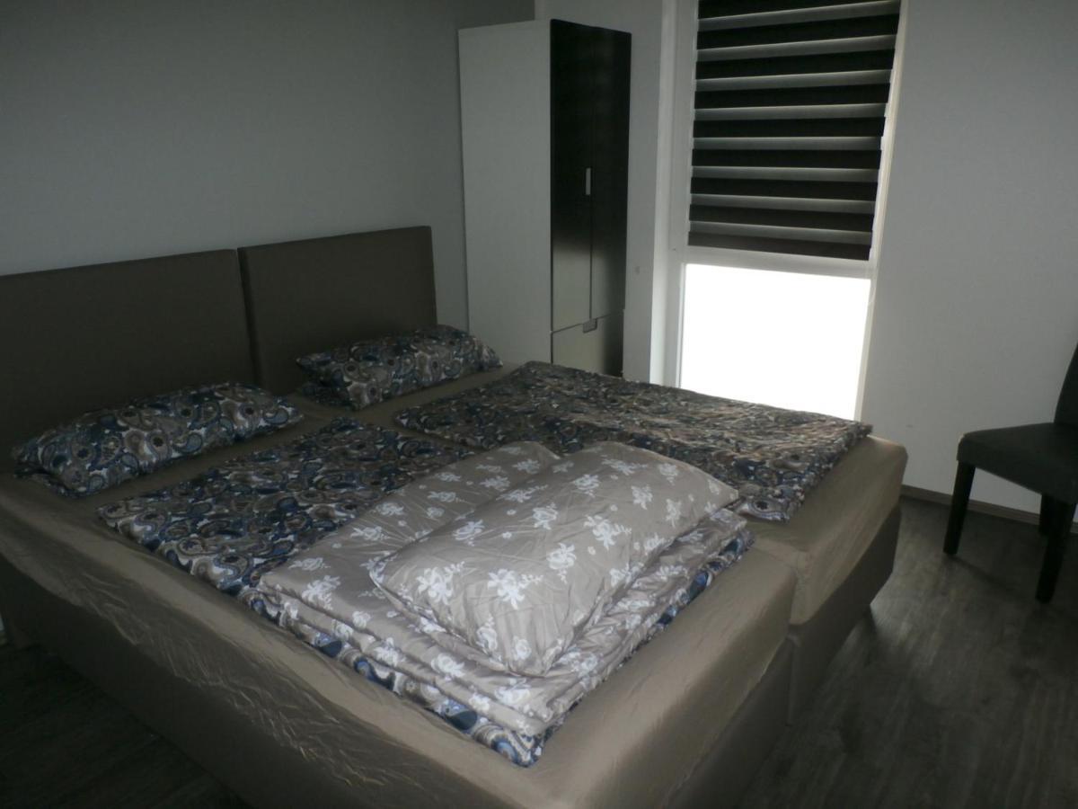 Ferienwohnung Am Seglerhafen Peenemünde Esterno foto