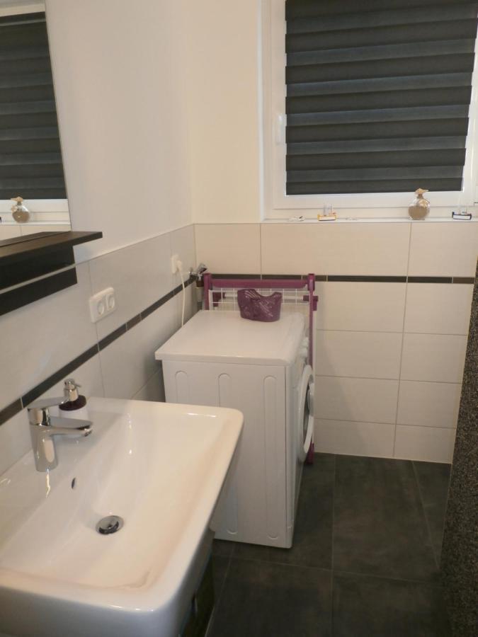 Ferienwohnung Am Seglerhafen Peenemünde Esterno foto